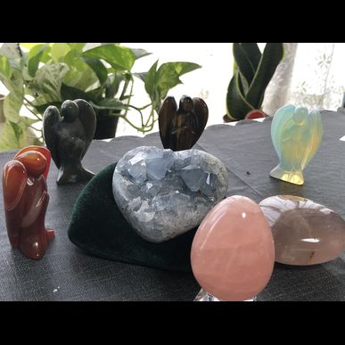 東大和市駅近く、パワーストーンヒーリングでエネルギーフィールドのクリーニングをHealing Space Limanaにお任せください。